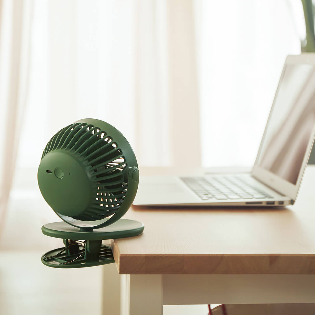 Clip fan USB rechargeable, silent and portable