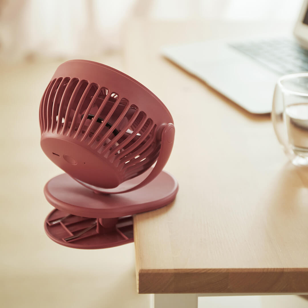 Clip fan USB rechargeable, silent and portable